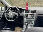 Volkswagen Golf - 22