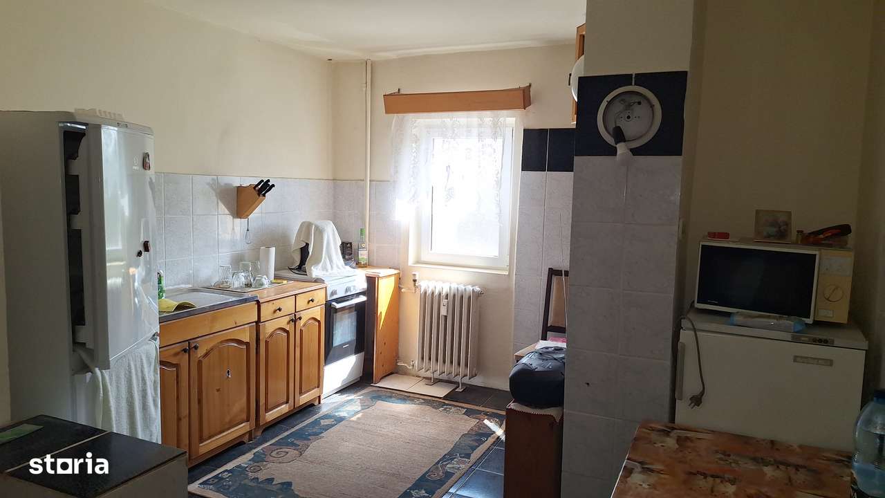 Apartament etajul 1 Micalaca,  75mp-3