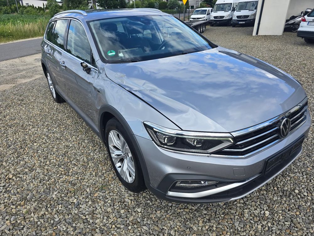 Volkswagen Passat B8 (2014-2023) 2.0 TDI SCR DSG 4Motion 2023