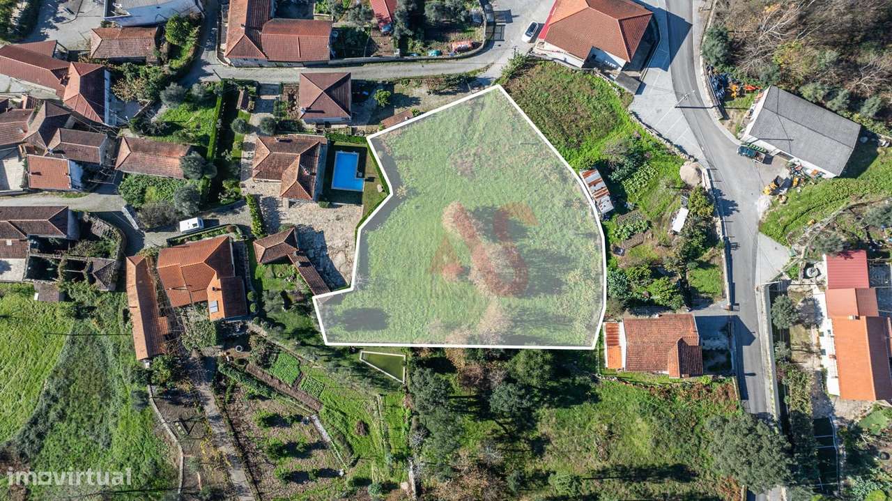 Terreno com 1.900 m² em Paradança, Mondim de Basto - Grande imagem: 1/15