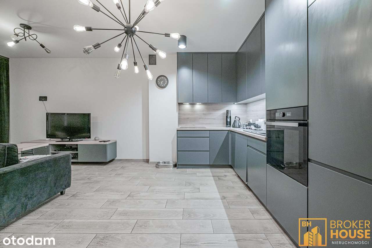 WYJĄTKOWY DOM W ZABUDOWIE BLIŹNIACZEJ - Pełny obrazek: 5/20