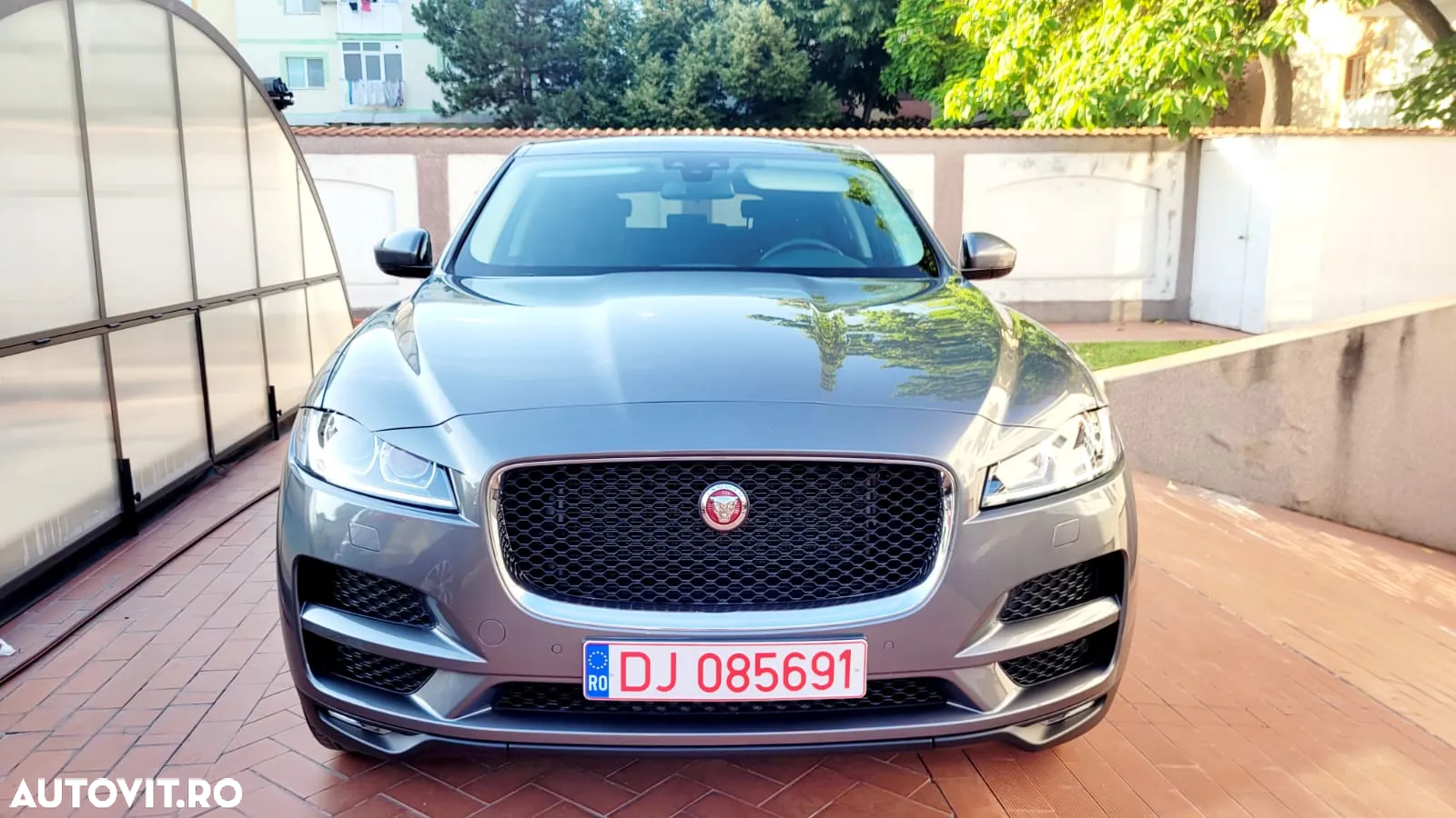 Jaguar F-Pace 20d AWD Pure - 5