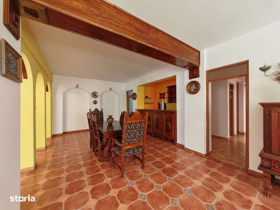 Vila in Pipera, spatioasa, retrasa, multifamiliala - intimitate totala-9