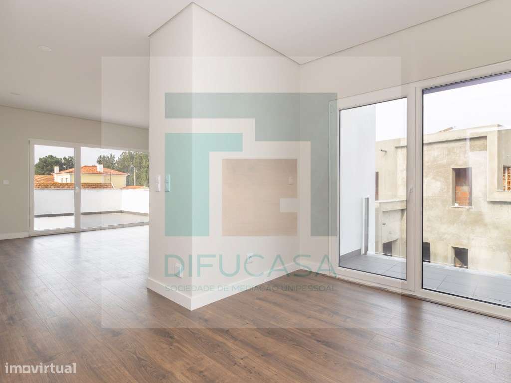 R128 Moradia T6 Azeitão-40