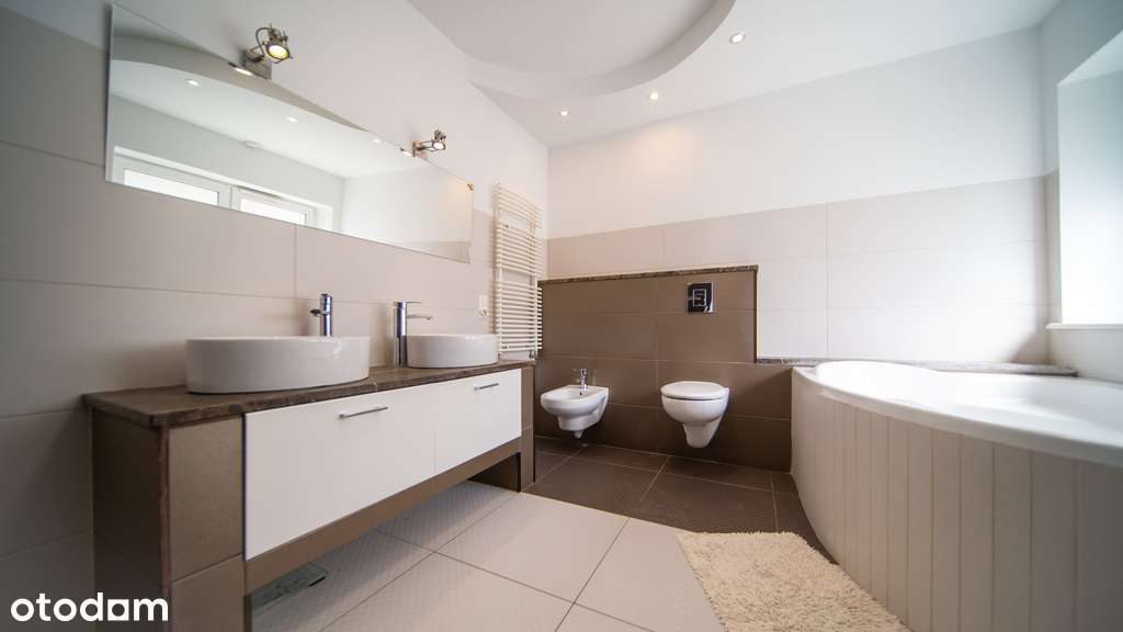 Wolnostojący dom z ogrodem i garażem w Lublinie-8