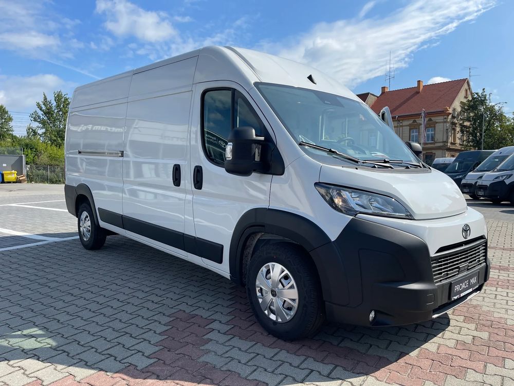 Toyota Proace Max 2025