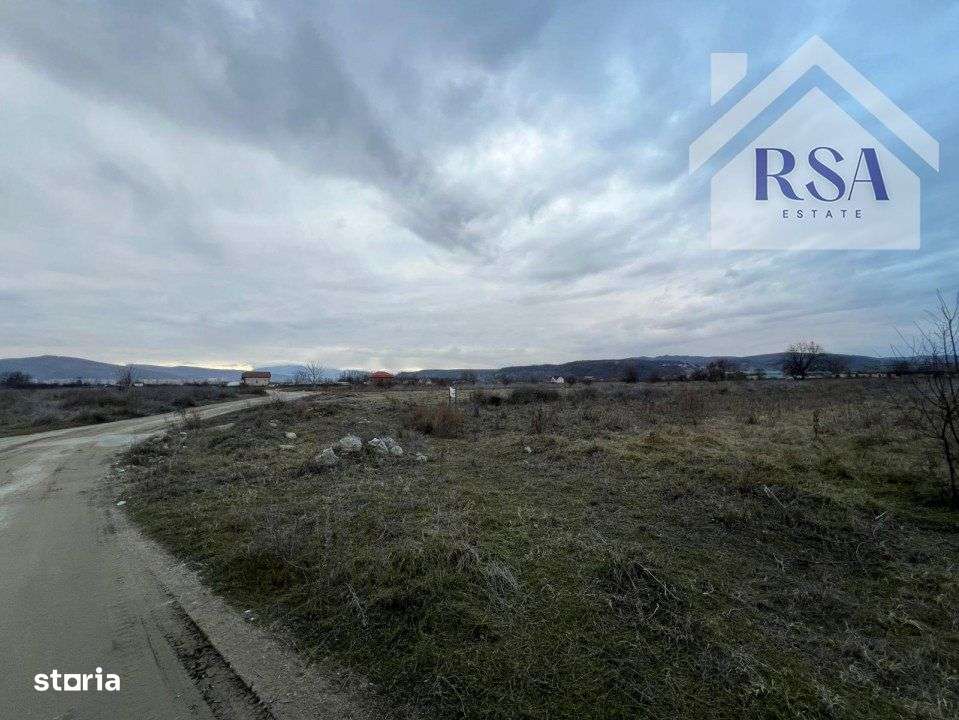 De vanzare teren intravilan – Racovita-Budesti, Rm. Valcea - Imagine principală: 3/4