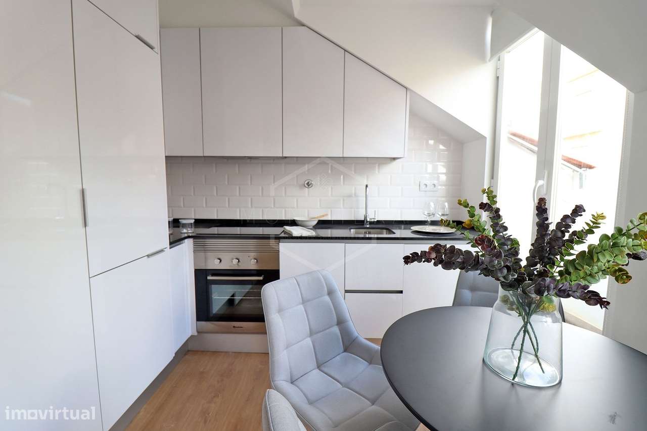 Apartamento T2 remodelado em São Vicente, Lisboa-7