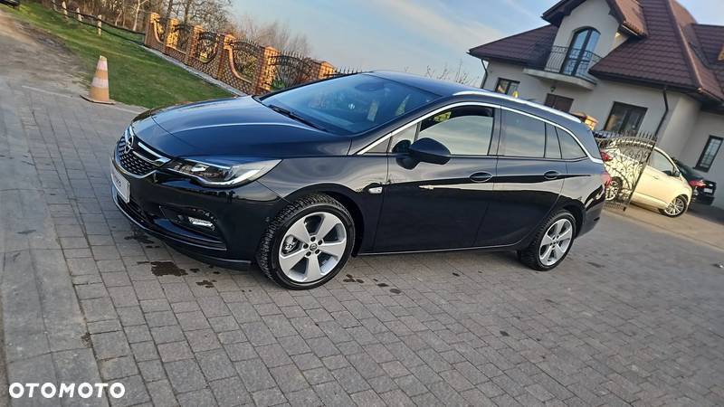 Opel Astra 1.6 CDTI Active - 11