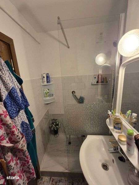 Garsoniera confort 1 zona Nord , Stefan Cel Mare colt cu Aprodu Purice - Imagine principală: 4/8