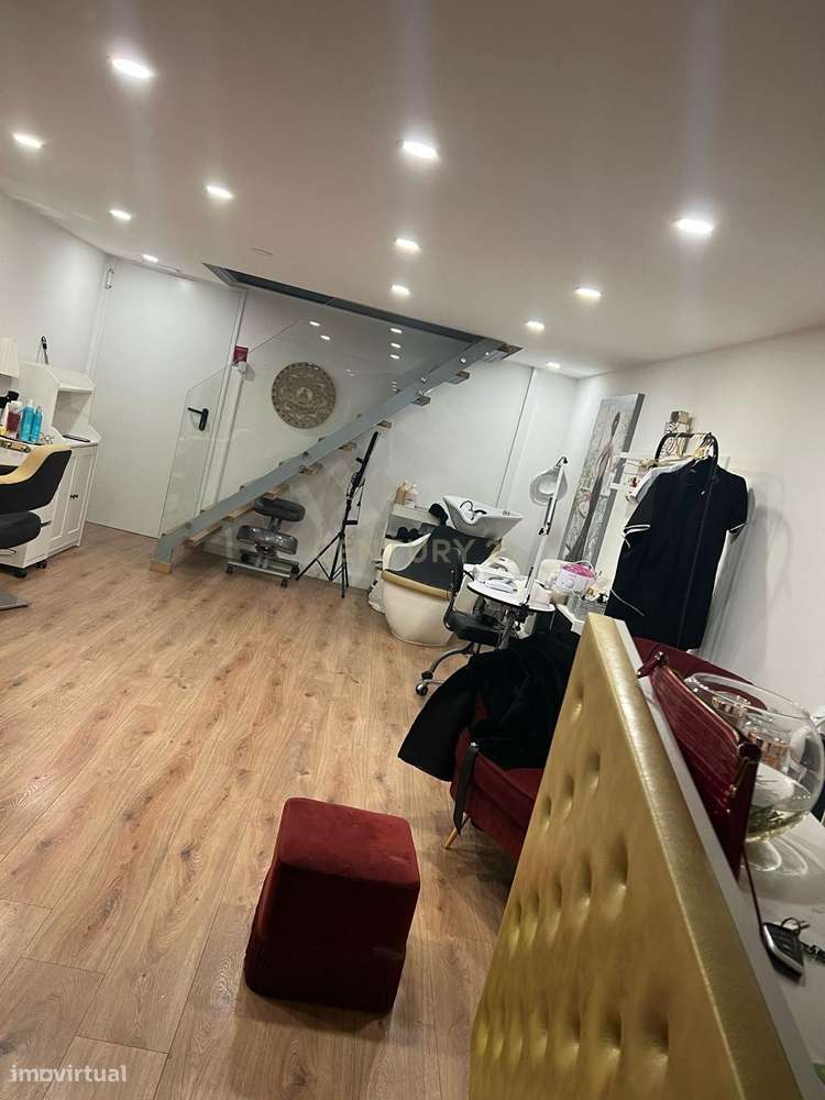 Loja Comercial no Parque do Rio – Expo | Imóvel Arrendado | Rendimento - Grande imagem: 4/6