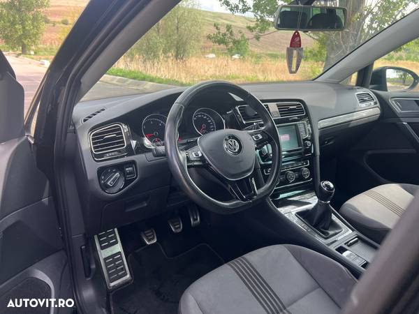 Volkswagen Golf 1.6 TDI BlueMotion Technology Allstar - 18