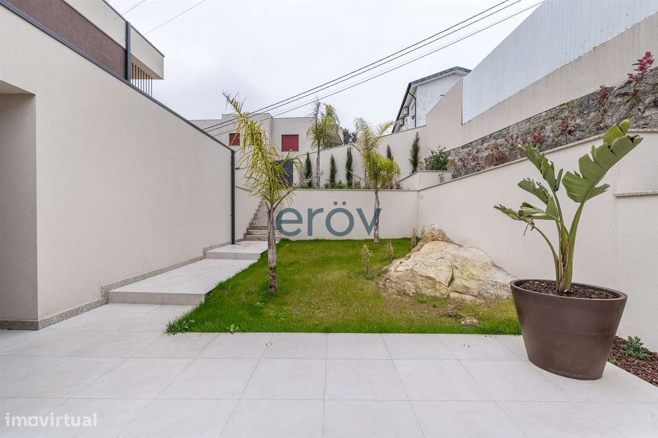Moradia T4 de Luxo em Requião – Vila Nova de Famalicão-24