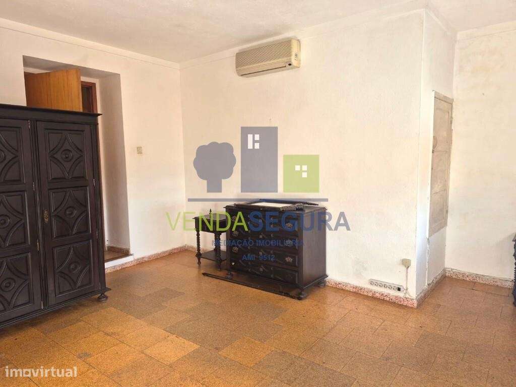 Apartamento T2 com marquise |  Centro da Cidade | Moura-5