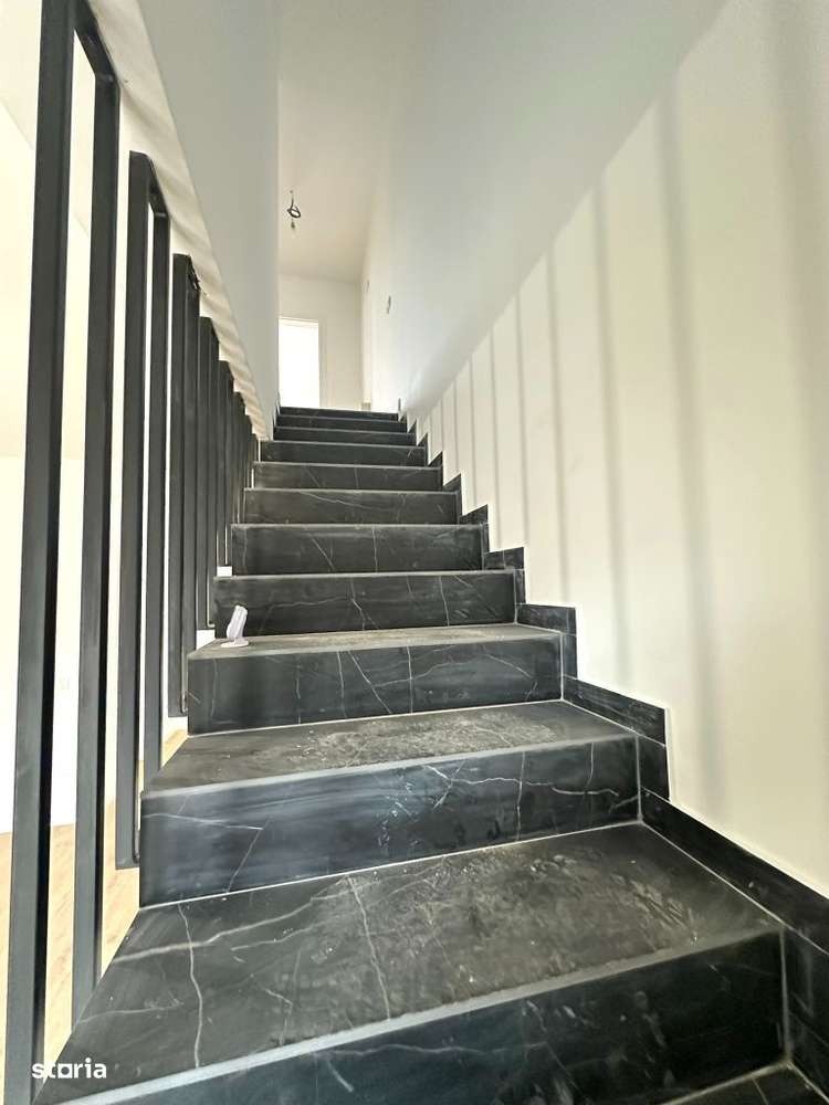 Casa 3 camere D 2 bai Teren 324mp zona Bucium Visan-13