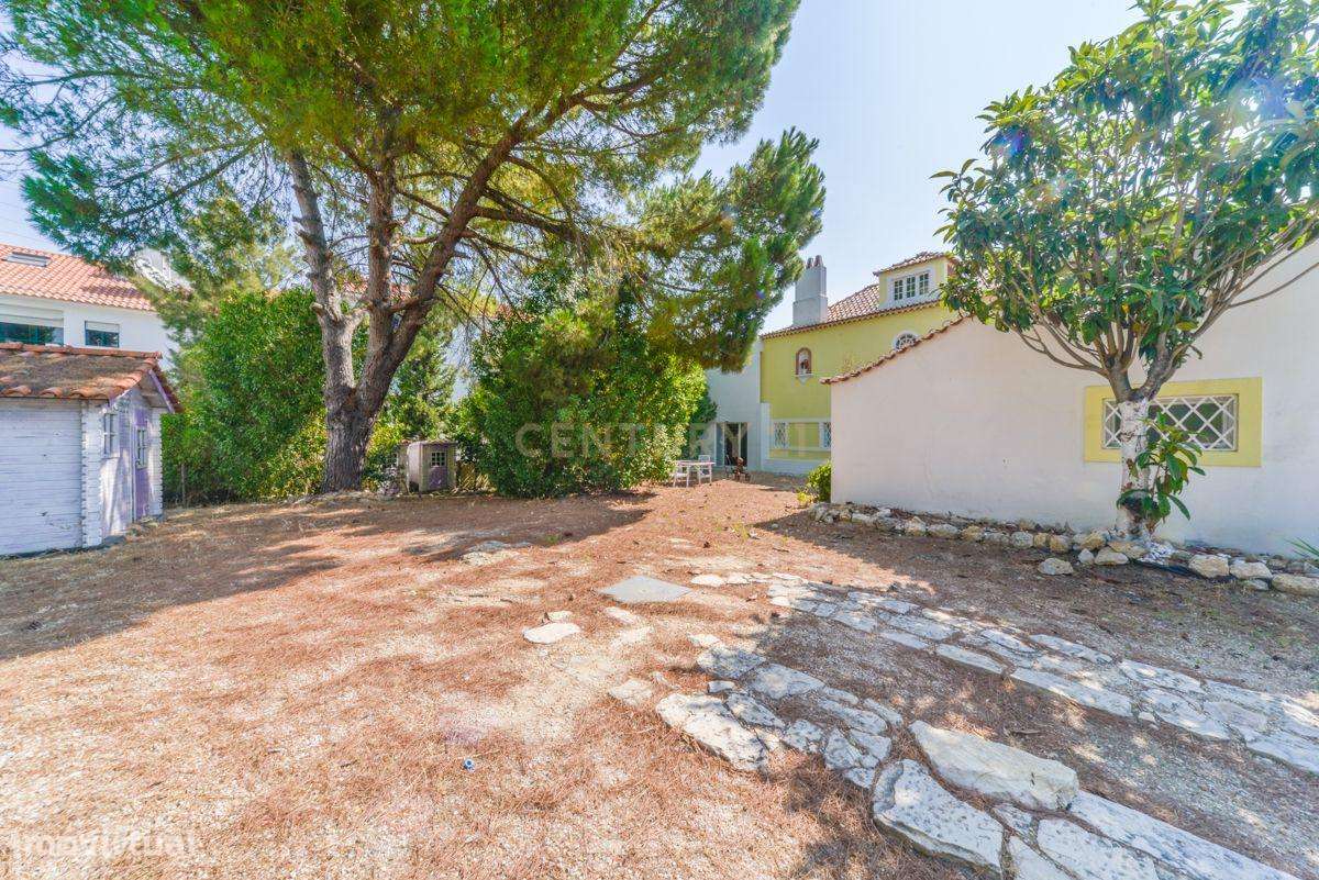 Quinta/Moradia na Póvoa de Santa Iria em Lote 2300m2-59