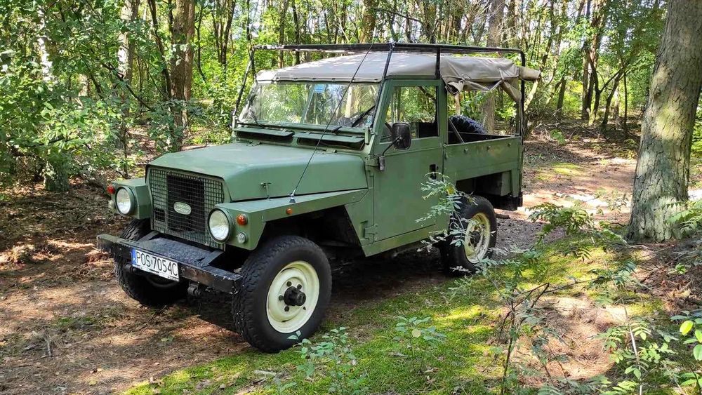 Land Rover Defender 1979