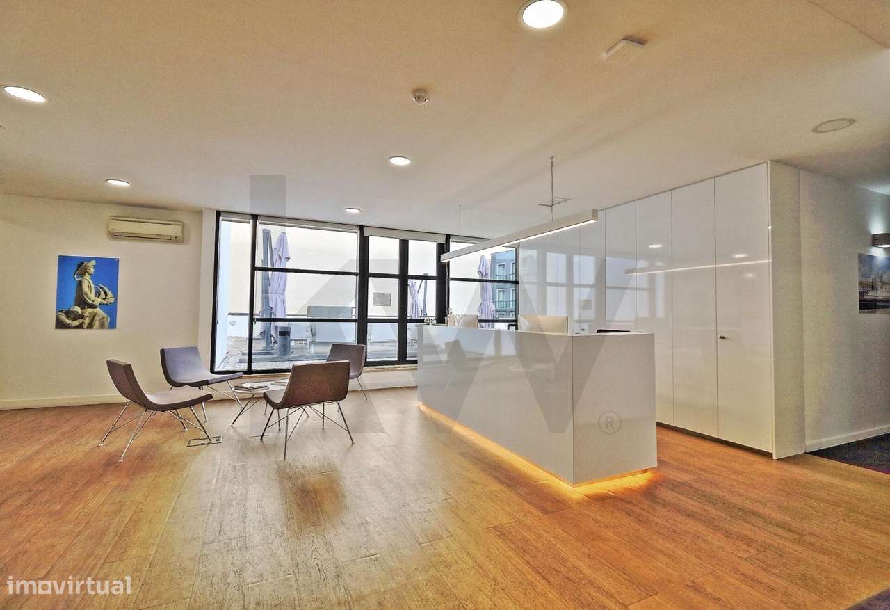 Escritório Prime de 12 pessoas para Arrenda em plena Avenida da Liberd - Grande imagem: 2/11