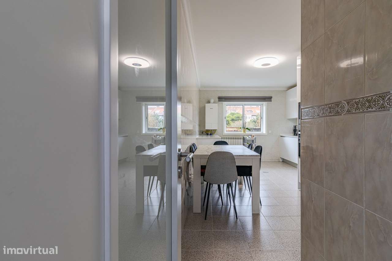 Apartamento T3, REMODELADO, em Santa Joana, com garagem - Grande imagem: 3/60