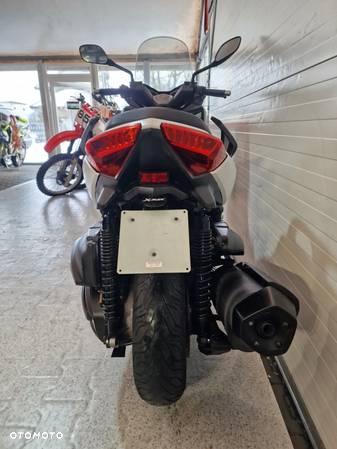 Yamaha X-max - 7