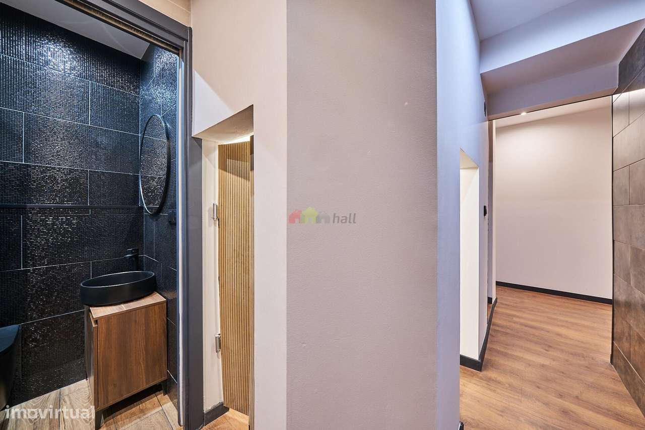 Apartamento T2 remodelado em Lisboa-15