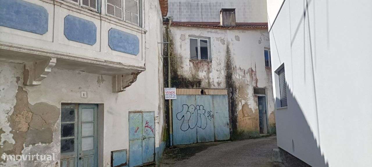 Prédio centro do Valado -Nazaré Projeto aprovado para 5-Apartamentos-12