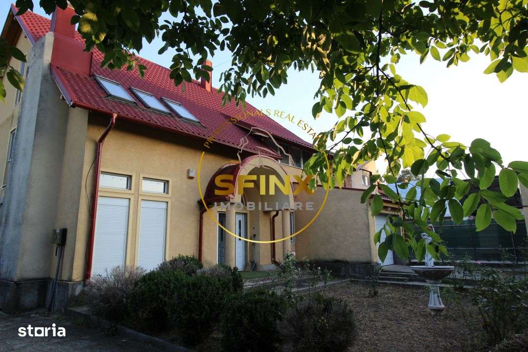 Vila superba, teren 1000mp, cu iesire la lac, Peris-0