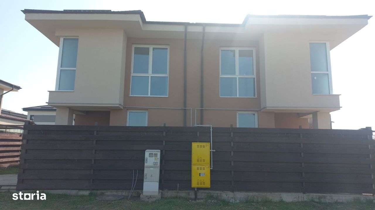 Casa de vanzare - Comuna Berceni/250 mp - Imagine principală: 3/5