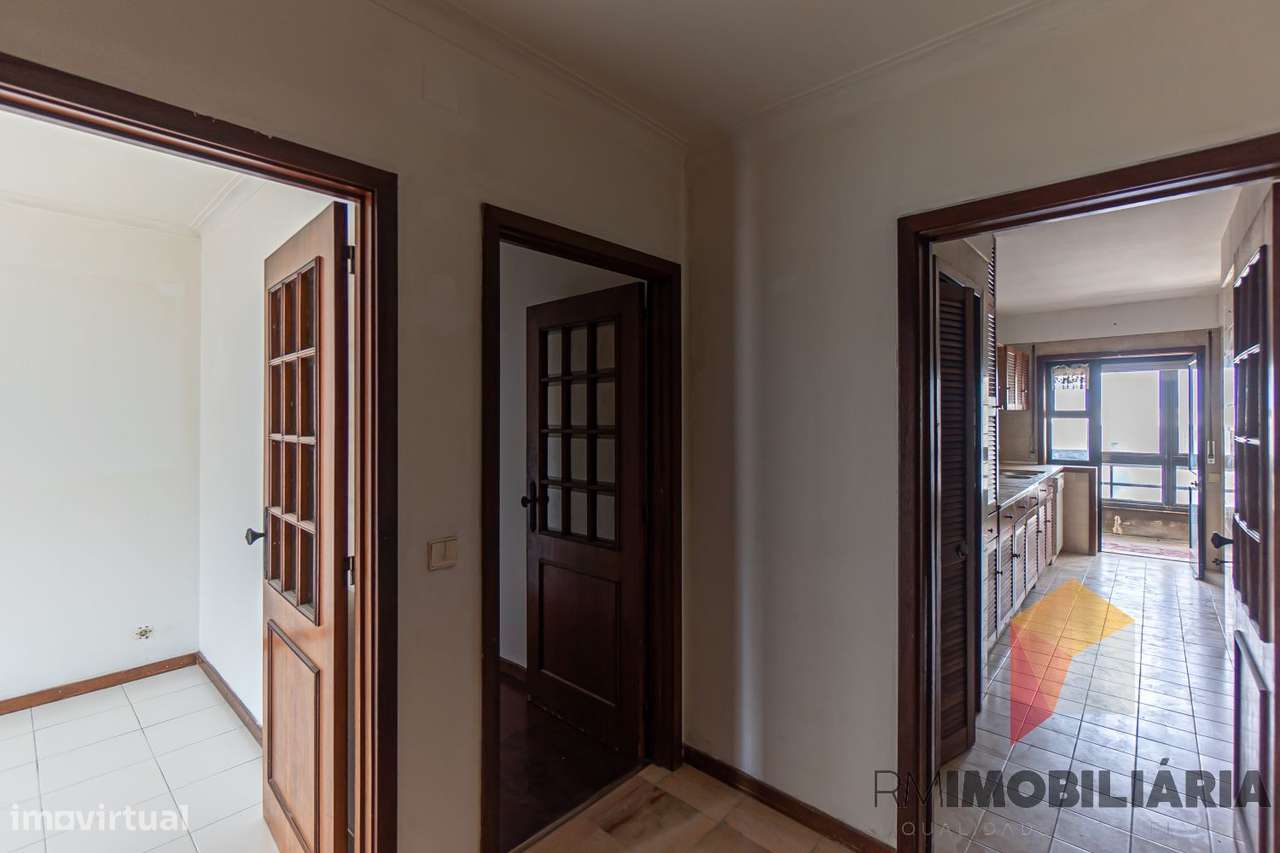 Apartamento T3 no centro de Matosinhos-15