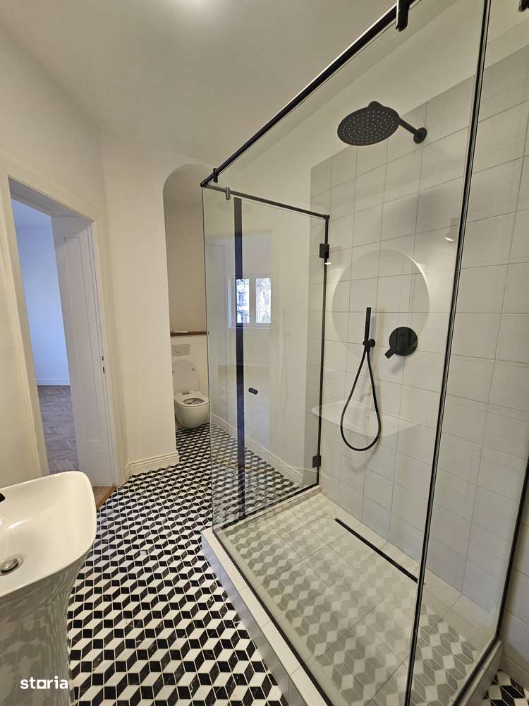 Proprietar, apartament de lux, bloc-vila de 4 apartamente, la cheie. - Imagine principală: 4/14