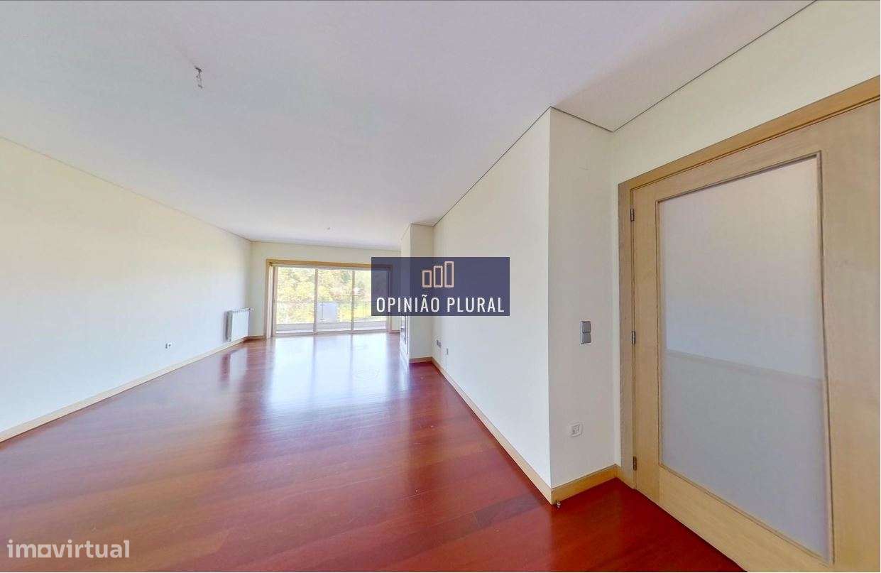 T2 de Luxo com Varandas e Garagem Dupla em S. Félix da Marinha-2