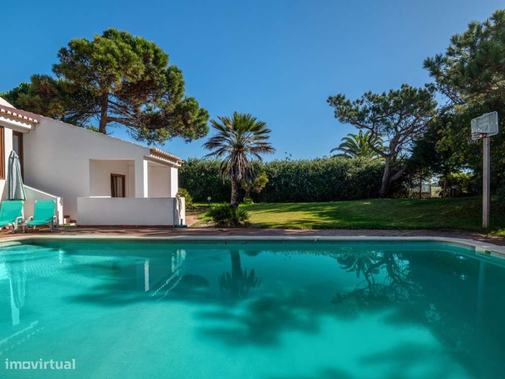 Moradia Isolada com Garagem, Jardim e Piscina no Praia d'el Rey Bea... - Grande imagem: 5/57