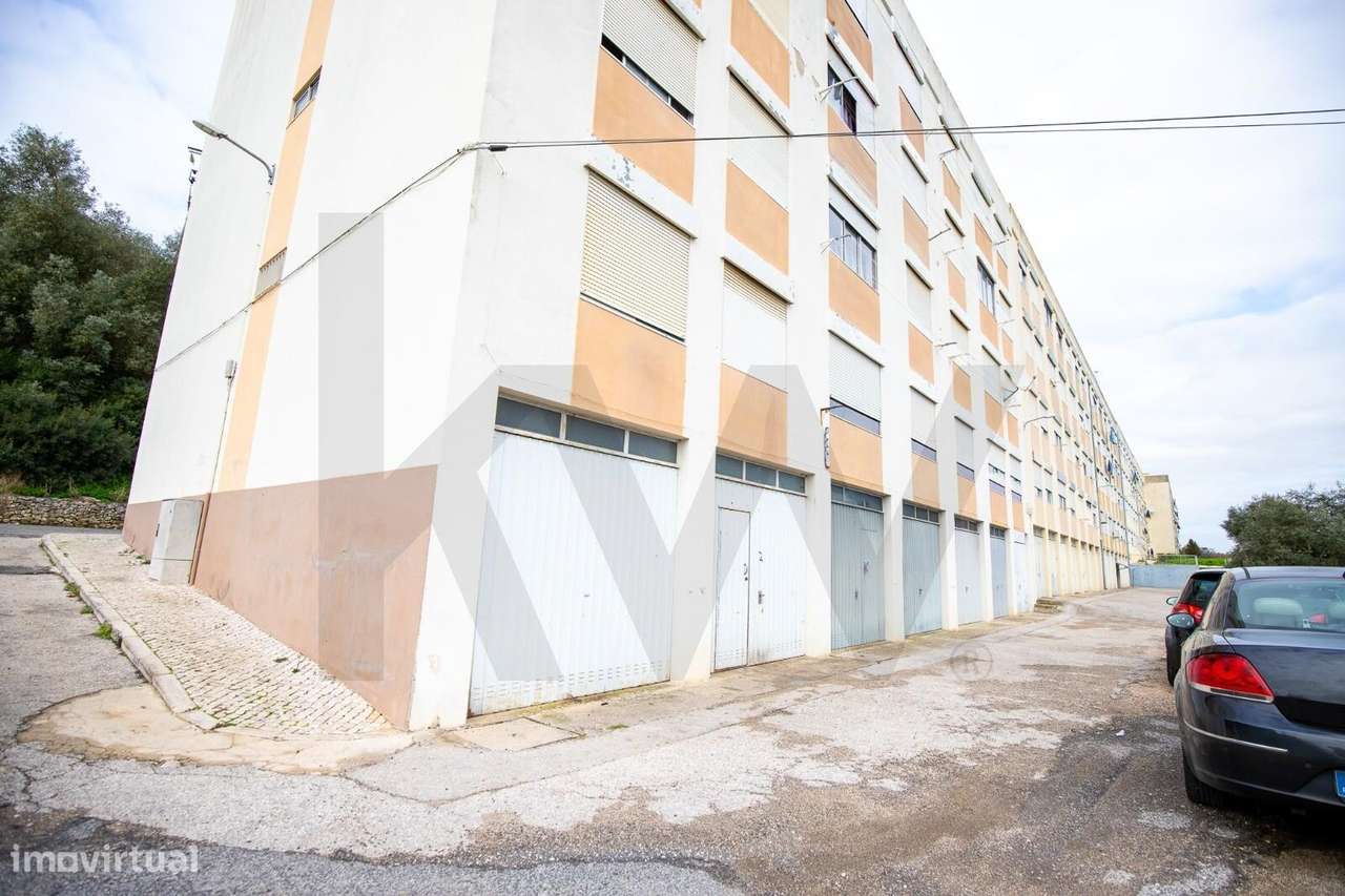 Garagem para venda na Rua Julia Van Zeller Pereira Palha em Vila Franc - Grande imagem: 5/5