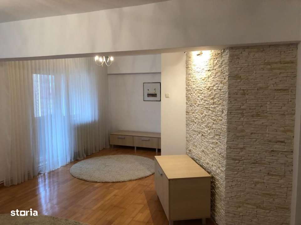 Apartament 3 camere Racadau-pietonal, decomandat, mobilat si utilat - Imagine principală: 1/9