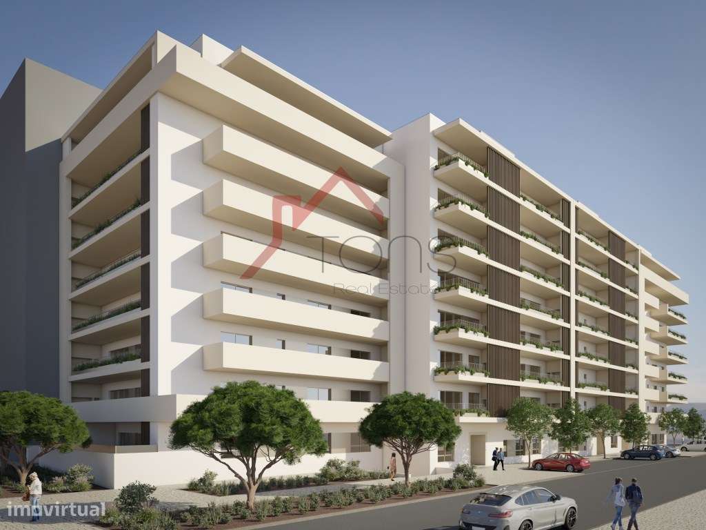 Apartamento T3- Amplitude, Conforto e Localização de Excelência Prédio-9