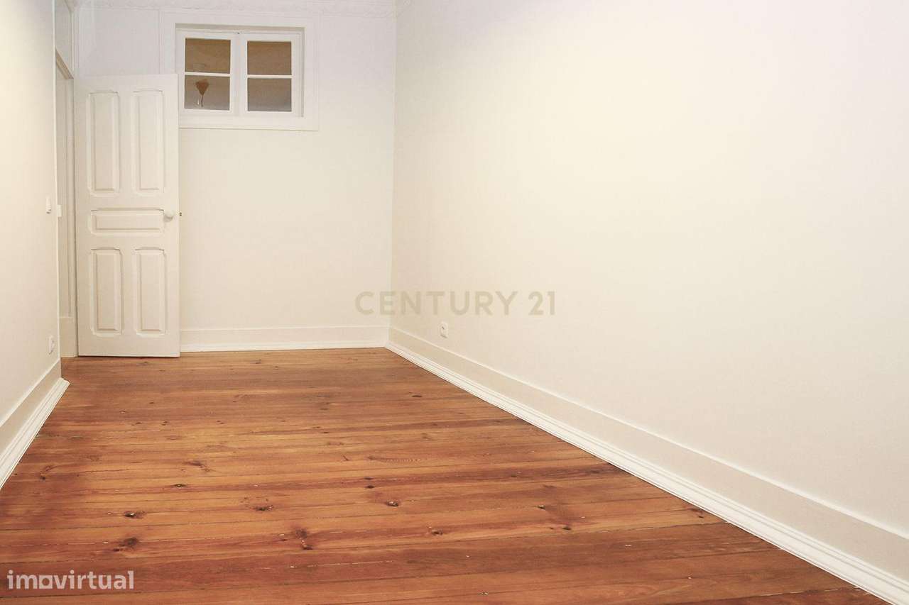 T1+1 Totalmente Renovado na Lapa – Conforto Moderno num Bairro Clássic - Grande imagem: 5/29