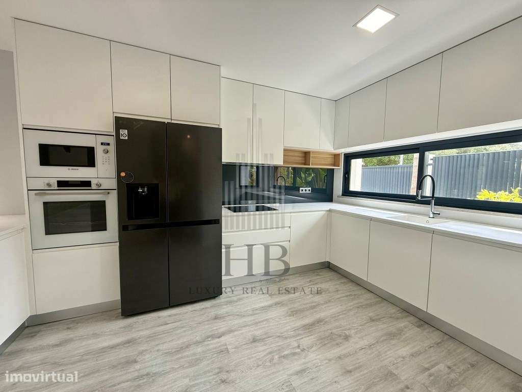 Moradia T3 com Jardim em Bicesse | Cascais-9