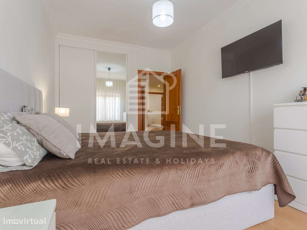 Apartamento T2 junto ao Hospital de São Bernardo-22
