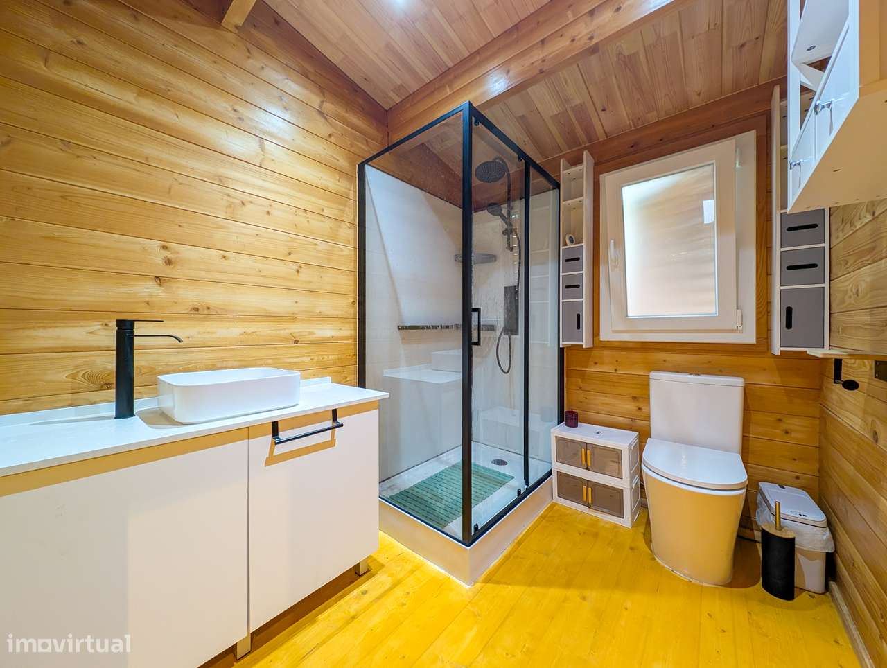 Terreno de 300 m² com moradia T4 em madeira – Charneca de Caparica-31