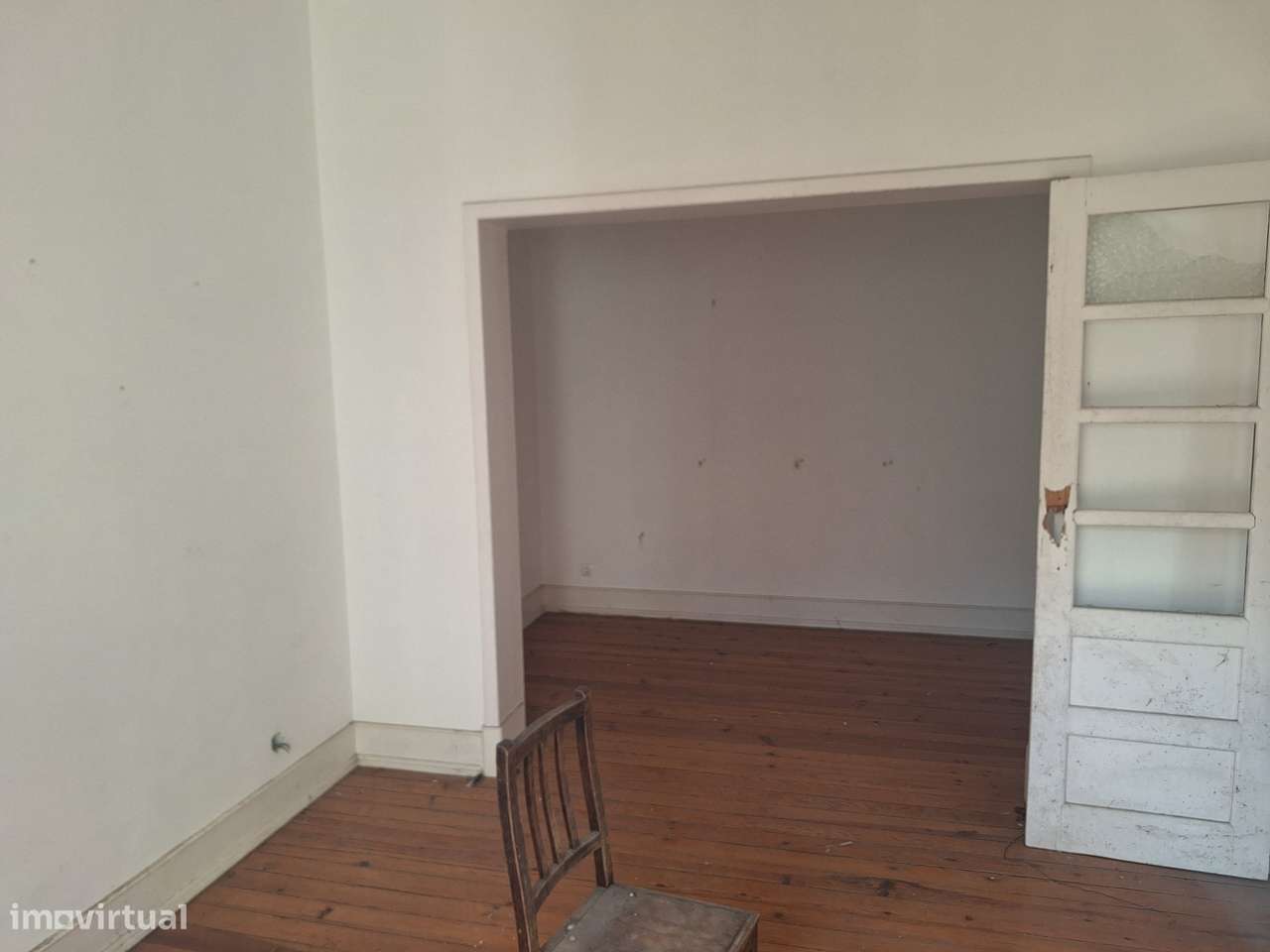 Prédio devoluto SEM Inquilinos junto ao Mercado de Arroios-5