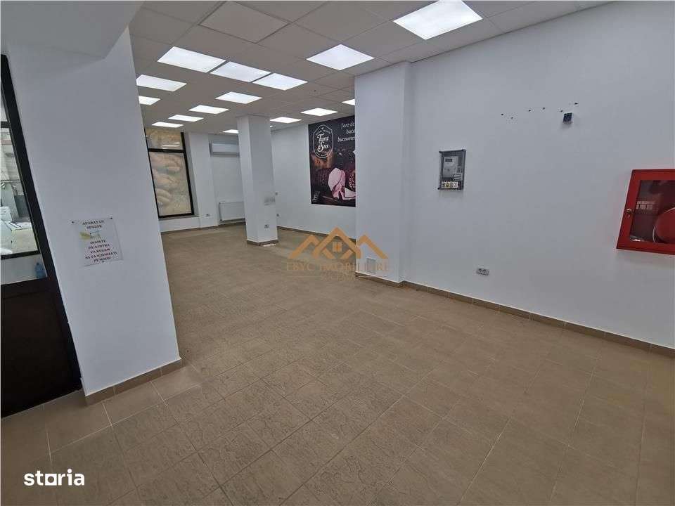 Spatiu Comercial Piata Mare - Imagine principală: 3/8