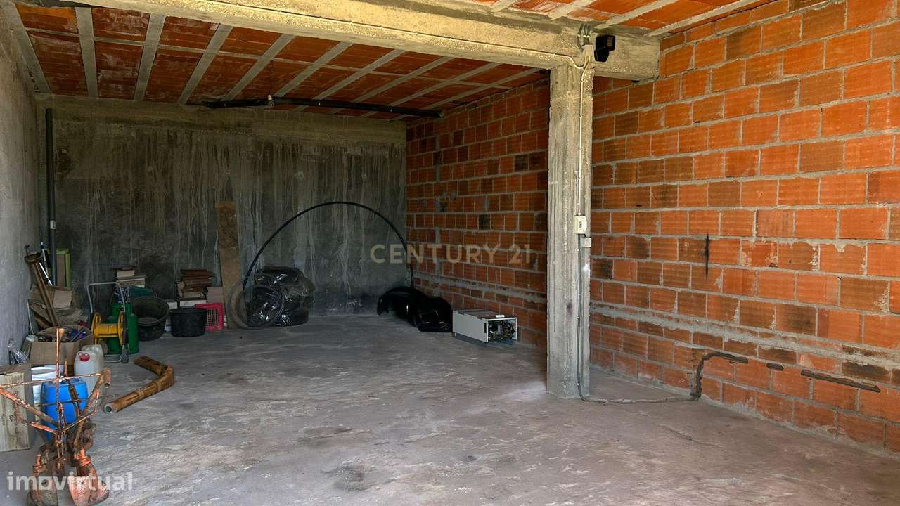 Garagem Espaçosa em Braga, Amares - Oportunidade Única! - Grande imagem: 4/15