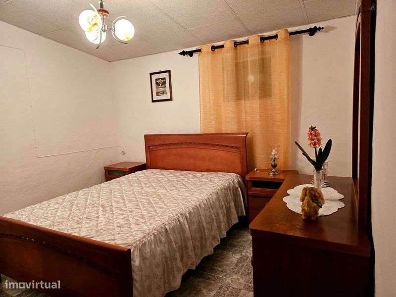 Vende-se moradia no coração do Alentejo! Paz e Sossego! - Grande imagem: 5/12