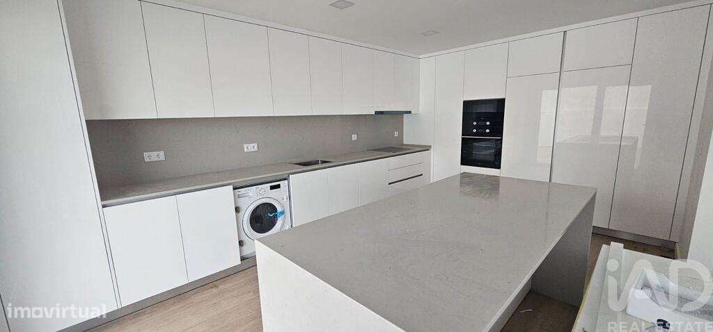 Casa / Villa T4 em Corroios de 200,00 m2 - Grande imagem: 4/26