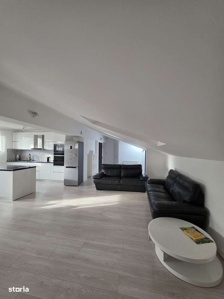 Apartament 4 camere zona Centrala-8