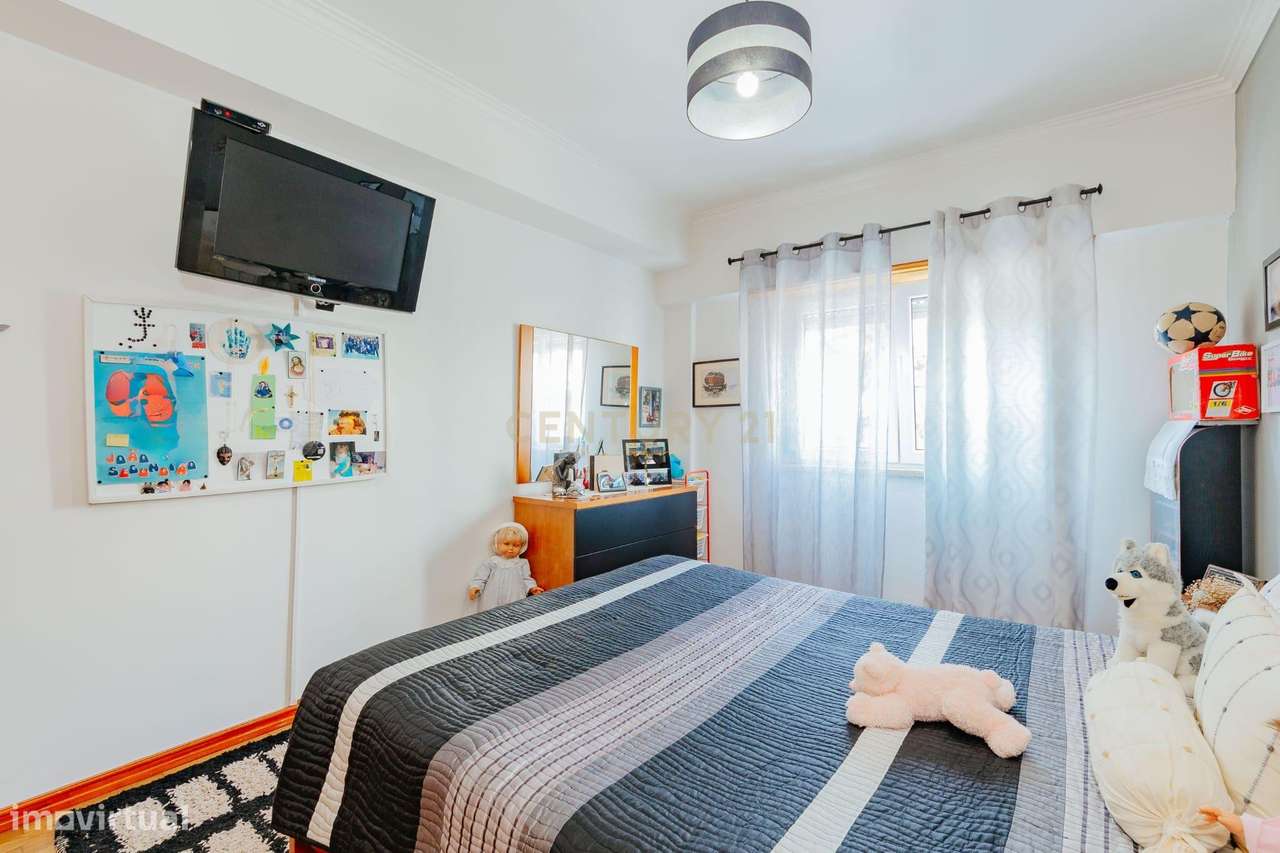 Apartamento T3 em Lisboa, Sintra - Tapada das Mercês - Grande imagem: 4/36