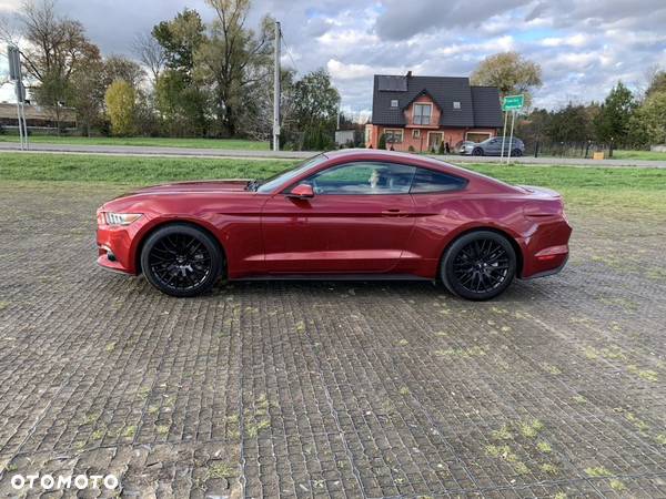 Ford Mustang 2.3 EcoBoost - 4