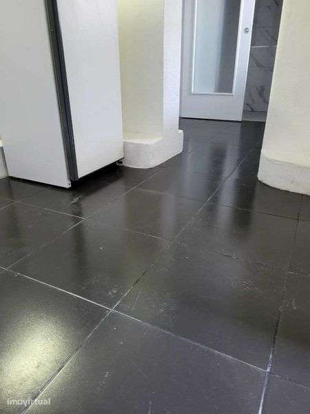 Cave  tipo T1 em São Martinho do Bispo, despesas incluídas - Grande imagem: 5/12