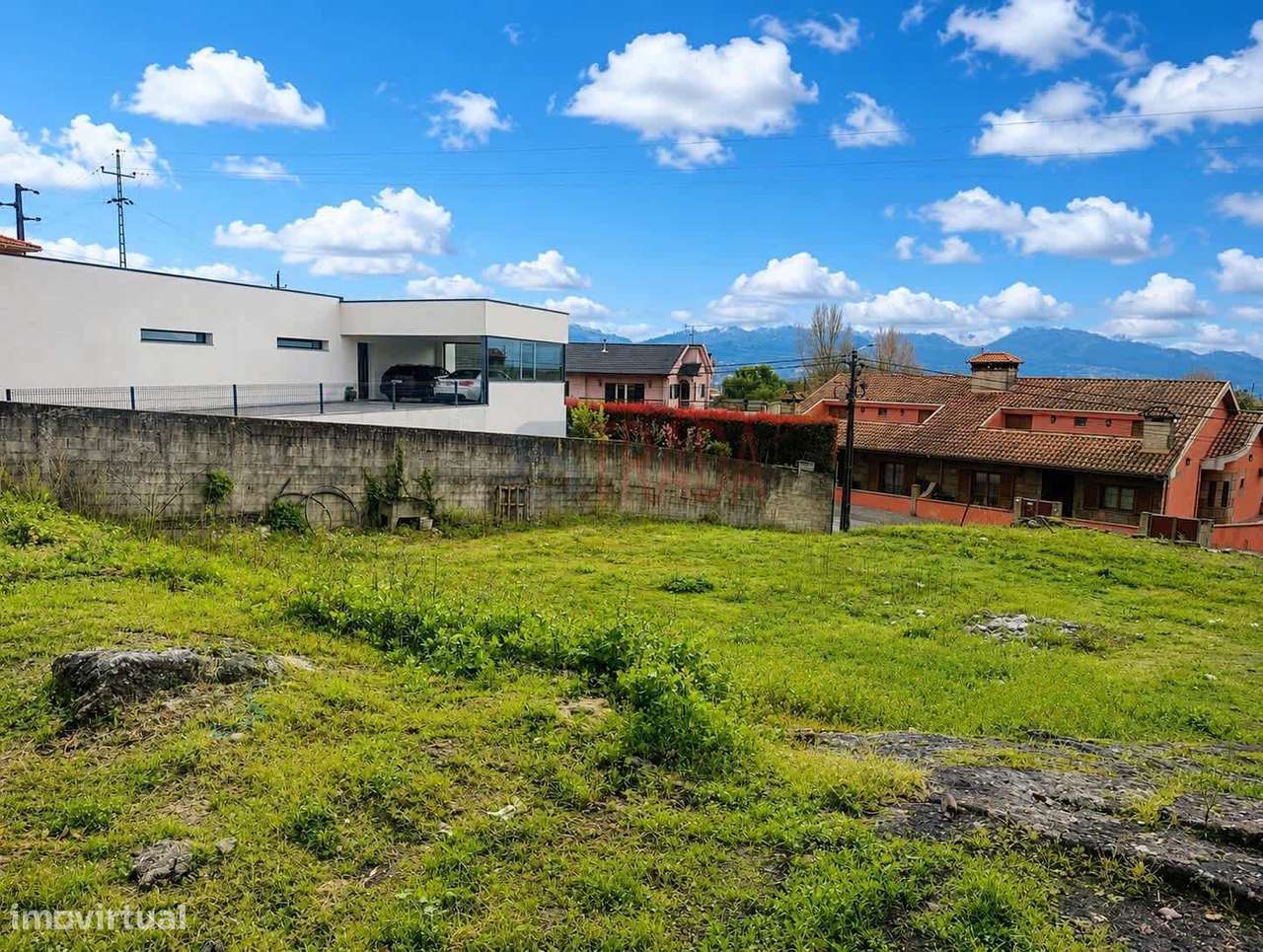 Terreno Urbano para Construção em Louredo – Póvoa de Lanhoso-4