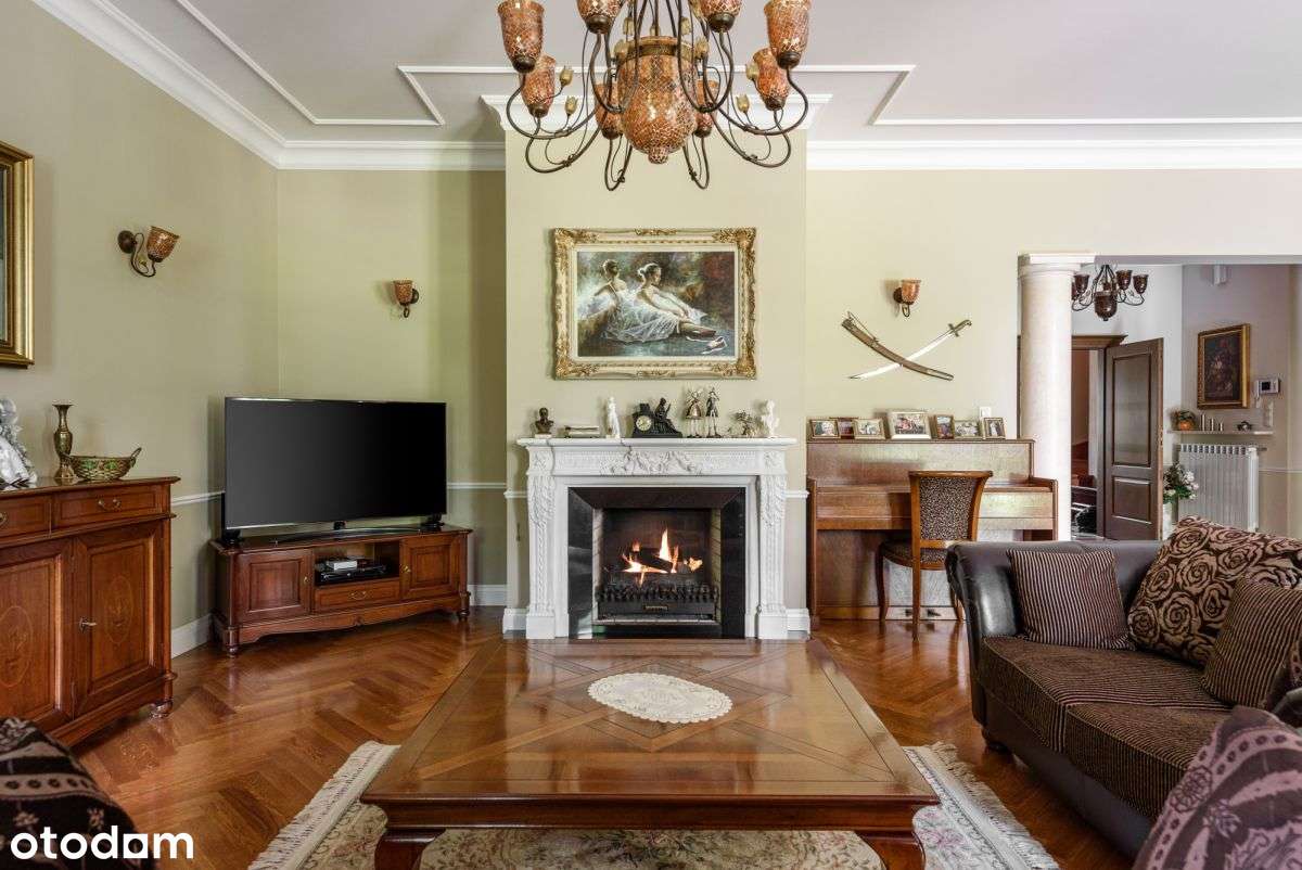 Rezydencja z pięknym ogrodem !!!-10